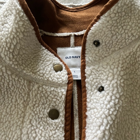White teddy coat with brown lining from OLD NAVY - Picture 3 of 4